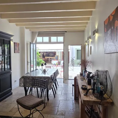 La Maison De Marie, Maison De 4 Personnes, Option Patio 2 Pers Supp * Aigues-Mortes
